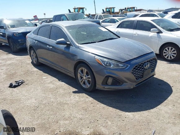 2019 Hyundai Sonata Sport with VIN 5NPE34AF8KH751764, listed as a IAAI auction lot 41751278 with 139,187 mi miles. Bid and sale history available at carsss.com. Image 1.