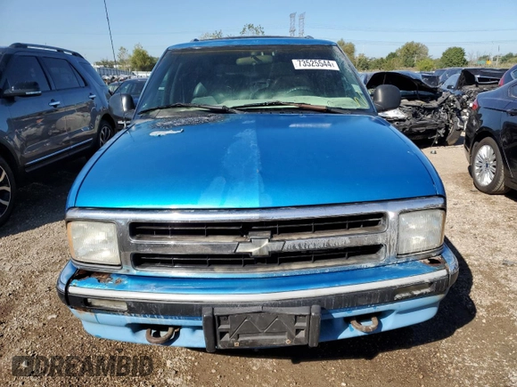1995 Chevrolet Blazer с VIN 1GNDT13W6S2137053, выставлен на аукционе Copart как лот 73525544 с пробегом 188 033 миль миль и На запчасти • Non repairable. История ставок и продаж доступна на DreamBid. Изображение 5.