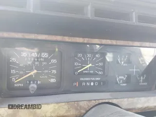 1986 Ford F-150 with VIN 1FTEF14N0GPA37633, listed as a IAAI auction lot 42084341 with 230,894 mi miles. Bid and sale history available at carsss.com. Image 7.