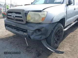2010 Toyota Tacoma PreRunner z VIN 5TEJU4GN0AZ730557, wystawiony jako IAAI lot #41642019 z przebiegiem 196 355 mil mil oraz . Historia ofert i sprzedaży dostępna na DreamBid. Obrazek 6.