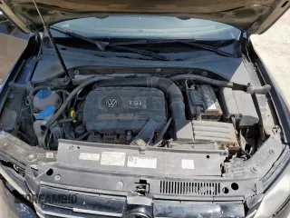 2014 Volkswagen Passat Wolfsburg Edition z VIN 1VWAT7A36EC030197, wystawiony jako Copart lot #59638335 z przebiegiem 236 622 mil mil oraz Szkoda całkowita • Salvage title. Historia ofert i sprzedaży dostępna na DreamBid. Obrazek 11.
