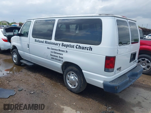 2010 Ford Econoline Passenger XL z VIN 1FMNE1BW5ADA93070, wystawiony jako IAAI lot #42148287 z przebiegiem 117 112 mil mil oraz . Historia ofert i sprzedaży dostępna na DreamBid. Obrazek 3.