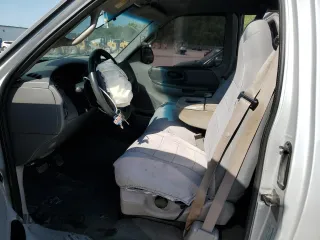 2000 Ford F-150 XL with VIN 1FTRX18L8YNB58706, listed as a Copart auction lot 53243215 with 0 mi miles and Salvage Title. Bid and sale history available at carsss.com. Image 7.