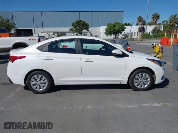 2021 Hyundai Accent SE z VIN 3KPC24A6XME153337, wystawiony jako IAAI lot #42344593 z przebiegiem 86 079 mil mil oraz . Historia ofert i sprzedaży dostępna na DreamBid. Obrazek 13.