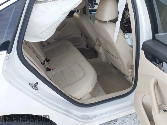 2012 Volkswagen Passat SE z VIN 1VWBN7A31CC044441, wystawiony jako IAAI lot #41390295 z przebiegiem 227 097 mil mil oraz . Historia ofert i sprzedaży dostępna na DreamBid. Obrazek 8.