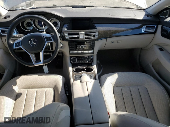 2014 Mercedes-Benz CLS 550 z VIN WDDLJ7DB6EA100674, wystawiony jako Copart lot #50005085 z przebiegiem 86 337 mil mil oraz Szkoda całkowita • Salvage title. Historia ofert i sprzedaży dostępna na DreamBid. Obrazek 8.