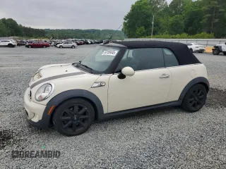 2015 MINI Convertible S z VIN WMWZP3C55FT708129, wystawiony jako Copart lot #54155445 z przebiegiem 89 479 mil mil oraz Szkoda całkowita • Salvage title. Historia ofert i sprzedaży dostępna na DreamBid. Obrazek 1.