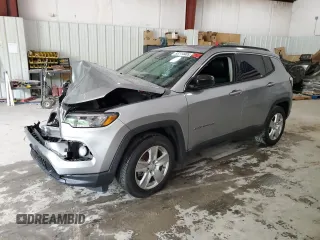 2022 Jeep Compass Latitude with VIN 3C4NJCBB1NT112755, listed as a Copart auction lot 56114405 with 45,961 mi miles and Non repairable. Bid and sale history available at DreamBid. Image 1.
