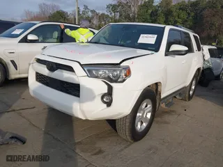 2021 Toyota 4Runner SR5 with VIN JTEEU5JR3M5239888, listed as a IAAI auction lot 41503559 with 154,147 mi miles. Bid and sale history available at carsss.com. Image 17.