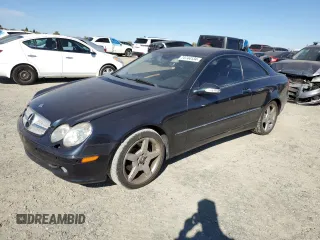 2005 Mercedes-Benz CLK-Class 3.2L with VIN WDBTJ65J75F165044, listed as a Copart auction lot 74744134 with 164,362 mi miles and Clean Title. Bid and sale history available at carsss.com. Image 1.