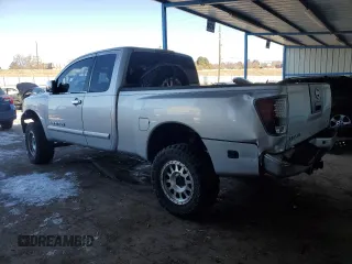 2005 Nissan Titan SE z VIN 1N6AA06B05N561722, wystawiony jako Copart lot #41987285 z przebiegiem 203 558 mil mil oraz Szkoda całkowita • Salvage title. Historia ofert i sprzedaży dostępna na DreamBid. Obrazek 2.