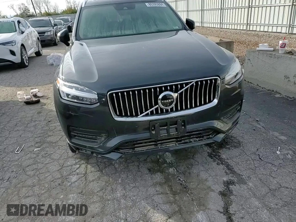 2021 Volvo XC90 Momentum with VIN YV4A221K4M1704449, listed as a Copart auction lot 80395884 with 0 mi miles and Salvage Title. Bid and sale history available at carsss.com. Image 12.