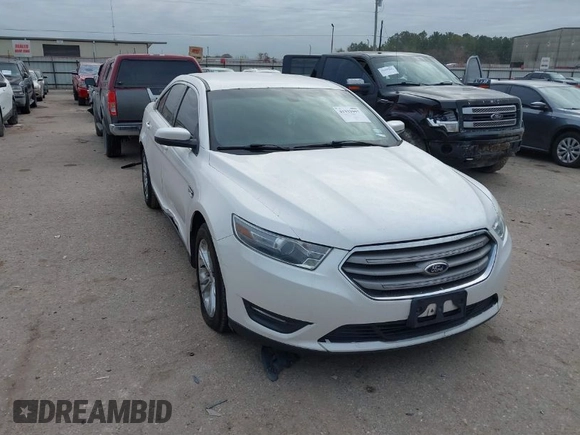 2013 Ford Taurus SEL with VIN 1FAHP2E87DG111530, listed as a IAAI auction lot 41322957 with 183,103 mi miles. Bid and sale history available at carsss.com. Image 1.
