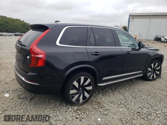 2023 Volvo XC90 Ultimate Bright Theme with VIN YV4H60CA3P1927839, listed as a Copart auction lot 73084544 with 52,486 mi miles and Salvage title. Bid and sale history available at DreamBid. Image 3.