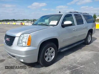 2014 GMC Yukon XL SLT with VIN 1GKS1KE04ER239326, listed as a IAAI auction lot 42095373 with 96,123 mi miles. Bid and sale history available at carsss.com. Image 17.