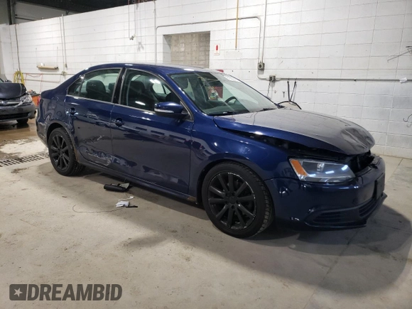 2011 Volkswagen Jetta Sedan SE PZEV with VIN 3VWDZ7AJ1BM097455, listed as a Copart auction lot 51992845 with 177,439 mi miles and Salvage Title. Bid and sale history available at carsss.com. Image 4.