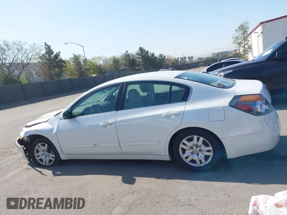 2012 Nissan Altima S z VIN 1N4AL2AP9CN468907, wystawiony jako IAAI lot #41976398 z przebiegiem Nie podano mil oraz . Historia ofert i sprzedaży dostępna na DreamBid. Obrazek 13.
