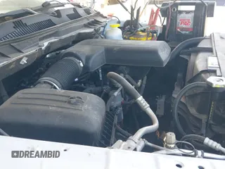 2022 Ram 1500 Tradesman z VIN 1C6RR6FG5NS222976, wystawiony jako IAAI lot #41083811 z przebiegiem 35 080 mil mil oraz . Historia ofert i sprzedaży dostępna na DreamBid. Obrazek 19.