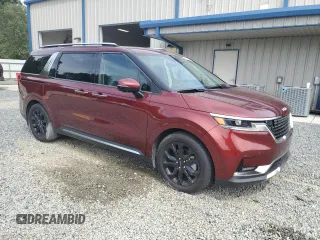 2024 Kia Carnival SX with VIN KNDNE5H37R6305573, listed as a Copart auction lot 70764084 with 23,492 mi miles and Salvage Title. Bid and sale history available at carsss.com. Image 4.