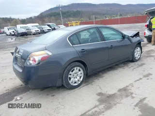 2011 Nissan Altima 2.5 S with VIN 1N4AL2AP8BN507646, listed as a IAAI auction lot 41960826 with 67,547 mi miles. Bid and sale history available at carsss.com. Image 4.