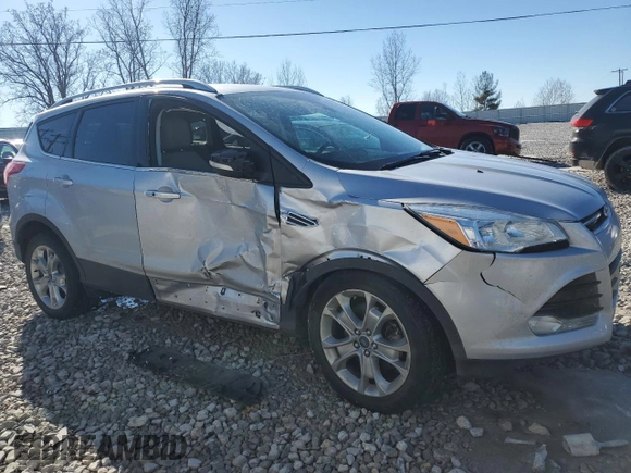 2014 Ford Escape Titanium with VIN 1FMCU9J96EUB60866, listed as a Copart auction lot 46697825 with 58,880 mi miles and Clean Title. Bid and sale history available at carsss.com. Image 4.