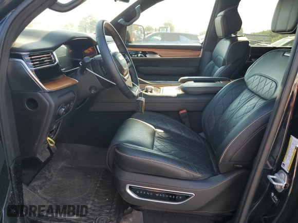2024 Jeep Grand Wagoneer Series III with VIN 1C4SJSGP4RS186356, listed as a Copart auction lot 65508245 with 13,811 mi miles and Clean title. Bid and sale history available at DreamBid. Image 7.