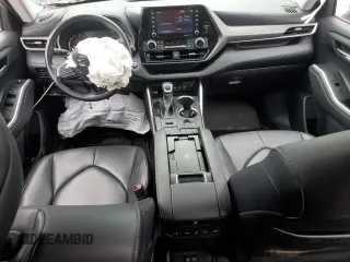 2021 Toyota Highlander XLE with VIN 5TDGZRBH3MS544801, listed as a Copart auction lot 63478355 with 54,616 mi miles and Salvage title. Bid and sale history available at DreamBid. Image 8.