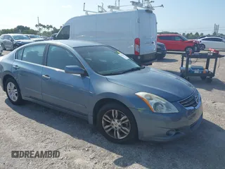 2012 Nissan Altima 2.5 S with VIN 1N4AL2APXCN442820, listed as a IAAI auction lot 41974399 with 118,813 mi miles. Bid and sale history available at carsss.com. Image 1.