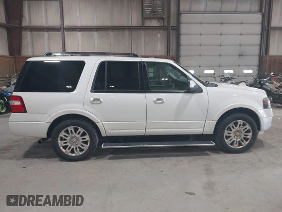 2011 Ford Expedition Limited z VIN 1FMJU2A54BEF43951, wystawiony jako IAAI lot #42557407 z przebiegiem 160 705 mil mil oraz . Historia ofert i sprzedaży dostępna na DreamBid. Obrazek 13.