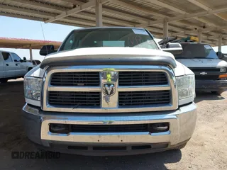 2012 Ram 2500 ST z VIN 3C6TD5CT4CG345995, wystawiony jako IAAI lot #42429630 z przebiegiem 182 396 mil mil oraz . Historia ofert i sprzedaży dostępna na DreamBid. Obrazek 6.