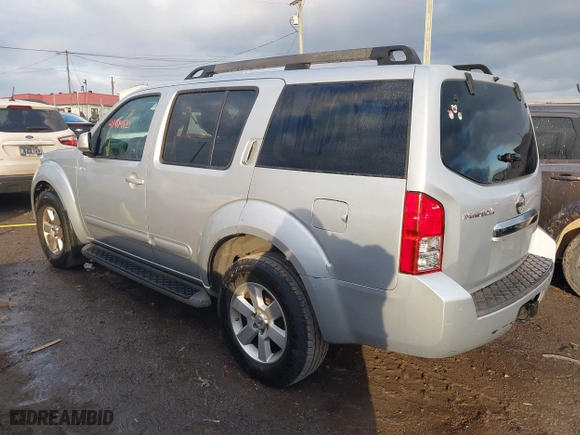 2011 Nissan Pathfinder SV with VIN 5N1AR1NN0BC625399, listed as a IAAI auction lot 41404121 with 201,697 mi miles. Bid and sale history available at carsss.com. Image 3.