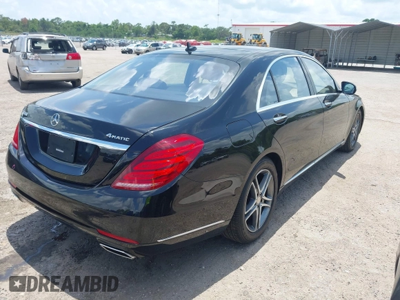 2016 Mercedes-Benz S 550 z VIN WDDUG8FB6GA235985, wystawiony jako IAAI lot #42389803 z przebiegiem 49 141 mil mil oraz . Historia ofert i sprzedaży dostępna na DreamBid. Obrazek 4.