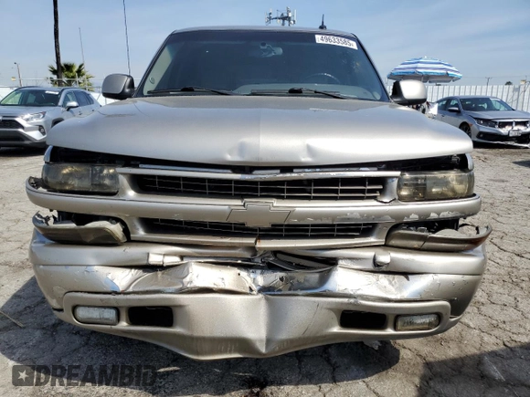 2003 Chevrolet Tahoe LS with VIN 1GNEC13TX3R299948, listed as a Copart auction lot 49633585 with 264,073 mi miles and Salvage Title. Bid and sale history available at carsss.com. Image 5.