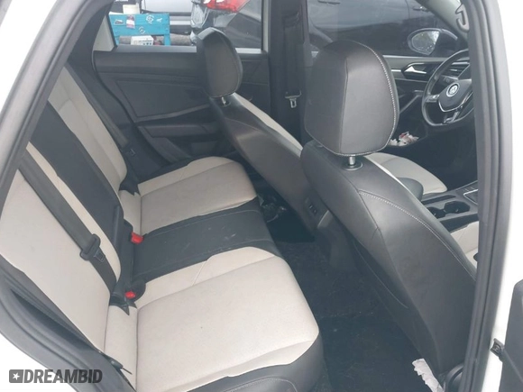 2020 Volkswagen Jetta S with VIN 3VWN57BU2LM082263, listed as a IAAI auction lot 40220172 with 26,207 mi miles. Bid and sale history available at carsss.com. Image 8.