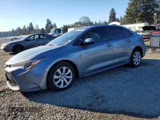 2020 Toyota Corolla LE with VIN 5YFEPRAE3LP134088, listed as a Copart auction lot 42796305 with 33,634 mi miles and Salvage Title. Bid and sale history available at carsss.com. Image 1.