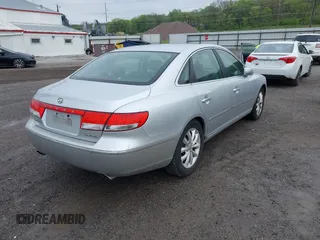 2007 Hyundai Azera SE with VIN KMHFC46FX7A182410, listed as a IAAI auction lot 42150993 with 146,627 mi miles and . Bid and sale history available at DreamBid. Image 4.
