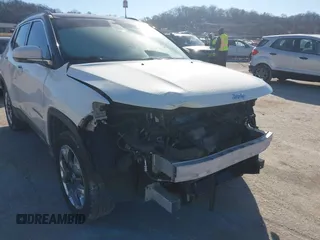 2020 Jeep Compass Limited with VIN 3C4NJDCB7LT159113, listed as a IAAI auction lot 41576805 with 75,921 mi miles and . Bid and sale history available at carsss.com. Image 6.
