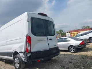 2019 Ford Transit with VIN 1FTYR2CM8KKA88497, listed as a IAAI auction lot 38875548 with 34,137 mi miles. Bid and sale history available at carsss.com. Image 16.