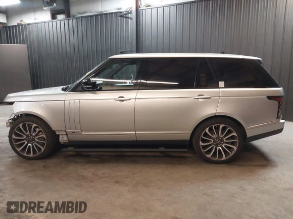 2016 Land Rover Range Rover Supercharged with VIN SALGS3EF0GA294388, listed as a IAAI auction lot 41846458 with 88,025 mi miles. Bid and sale history available at carsss.com. Image 15.