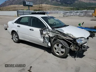 2005 Ford Focus S with VIN 1FAFP34N05W296550, listed as a Copart auction lot 59391835 with 216,509 mi miles and Salvage title. Bid and sale history available at DreamBid. Image 4.