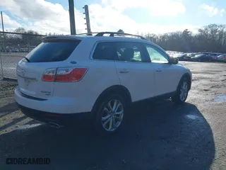 2011 Mazda CX-9 Grand Touring with VIN JM3TB3DV7B0313202, listed as a IAAI auction lot 41213863 with 204,507 mi miles. Bid and sale history available at carsss.com. Image 4.