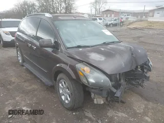 2007 Nissan Quest S with VIN 5N1BV28U77N107942, listed as a IAAI auction lot 41531962 with 179,808 mi miles. Bid and sale history available at carsss.com. Image 1.