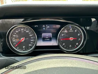 2018 Mercedes-Benz E-Class E 300 with VIN WDDZF4JB0JA452884, listed as a Copart auction lot 54899315 with 117,443 mi miles and Clean Title. Bid and sale history available at carsss.com. Image 9.