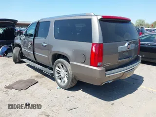 2014 Cadillac Escalade ESV Platinum z VIN 1GYS3KEF2ER211481, wystawiony jako IAAI lot #41880283 z przebiegiem 91 051 mil mil oraz . Historia ofert i sprzedaży dostępna na DreamBid. Obrazek 3.