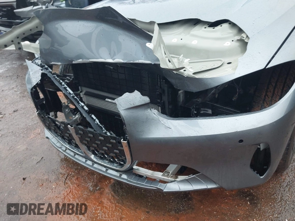 2021 BMW 4 Series 430i xDrive z VIN WBA73AP06MCG99754, wystawiony jako IAAI lot #41952324 z przebiegiem 31 031 mil mil oraz . Historia ofert i sprzedaży dostępna na DreamBid. Obrazek 6.