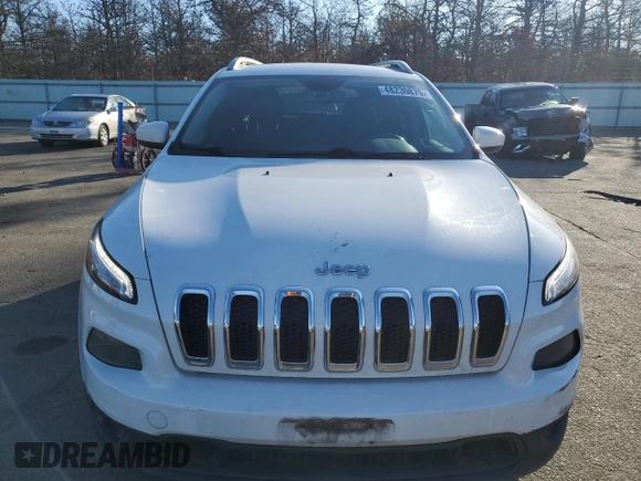 2014 Jeep Cherokee Altitude with VIN 1C4PJMCB2EW140863, listed as a Copart auction lot 48230875 with 102,220 mi miles and Clean Title. Bid and sale history available at DreamBid. Image 5.