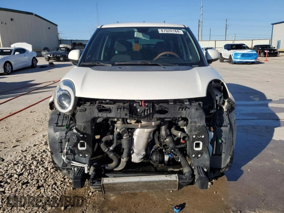 2014 FIAT 500L Trekking with VIN ZFBCFADH7EZ015974, listed as a Copart auction lot 87020184 with 109,058 mi miles and Clean Title. Bid and sale history available at DreamBid. Image 5.