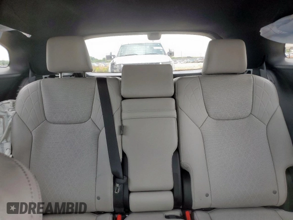 2024 Lexus RX 350 z VIN 2T2BAMBA2RC034927, wystawiony jako Copart lot #59352155 z przebiegiem 27 094 mil mil oraz Szkoda całkowita • Salvage title. Historia ofert i sprzedaży dostępna na DreamBid. Obrazek 10.
