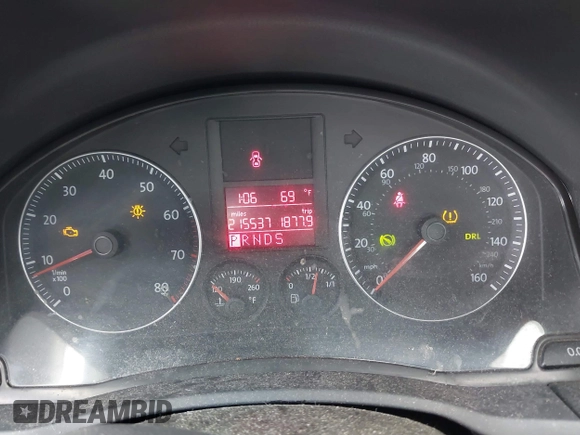 2009 Volkswagen Jetta SE с VIN 3VWRZ71KX9M128808, выставлен на аукционе IAAI как лот 42378792 с пробегом 215 537 миль миль и . История ставок и продаж доступна на DreamBid. Изображение 7.