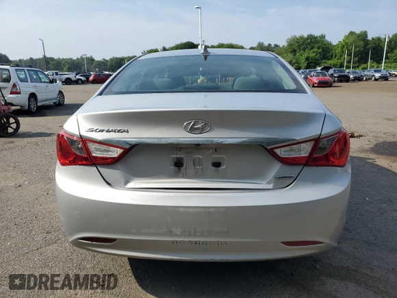 2011 Hyundai Sonata Limited z VIN 5NPEC4AC1BH131148, wystawiony jako Copart lot #59719215 z przebiegiem 148 469 mil mil oraz Szkoda całkowita • Salvage title. Historia ofert i sprzedaży dostępna na DreamBid. Obrazek 6.